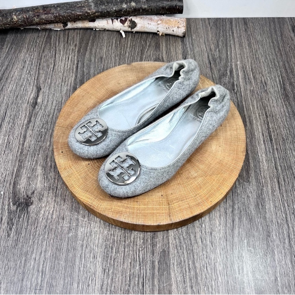 Tory Burch grey flats